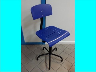 SEDIA IN PVC 5 GAMBE